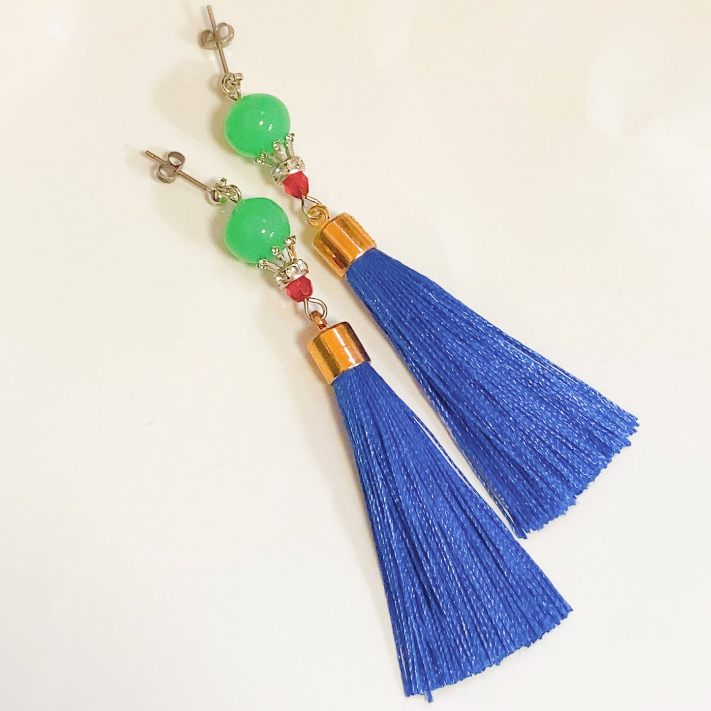 ベネチアガラス&タッセルパーツ ドロップピアス/イヤリング