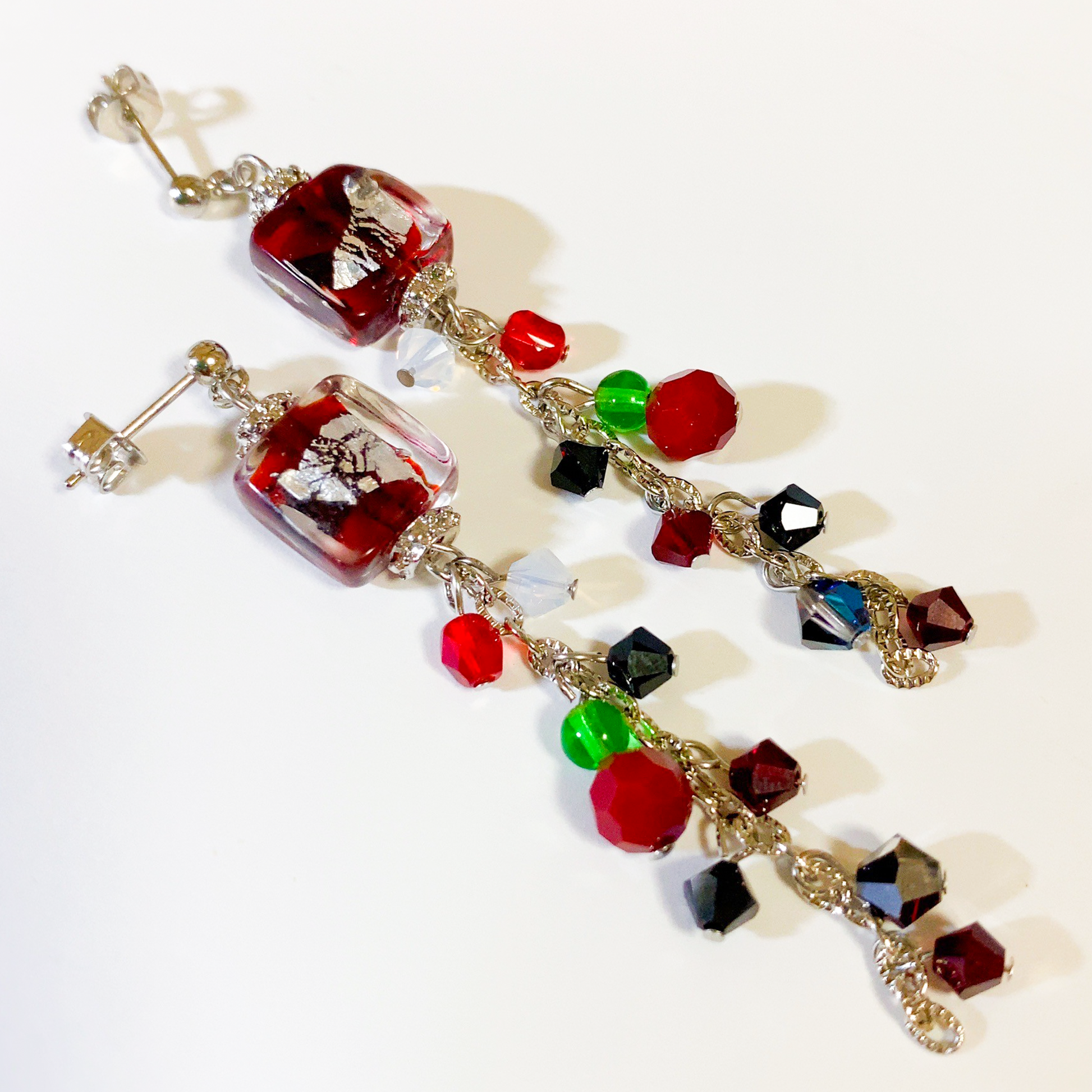 概念アクセサリー】ベネチアガラス&マルチビーズ ドロップピアス 概念アクセサリー】ベネチアガラス&マルチビーズ ドロップピアス