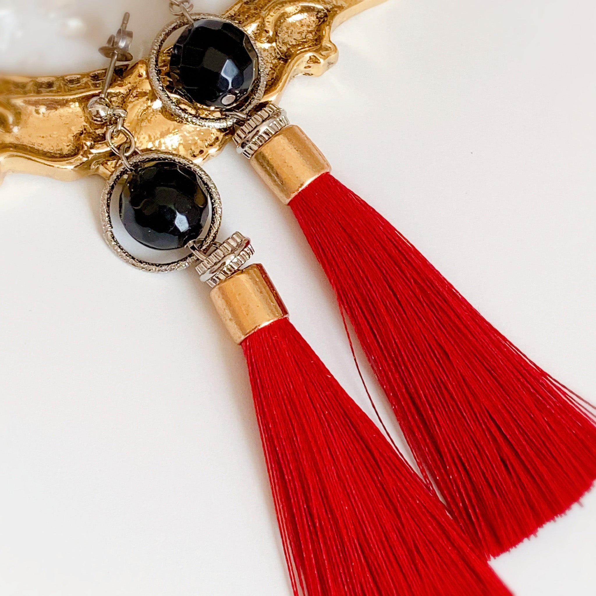概念アクセサリー】タッセルドロップピアス/イヤリング〜piacetto