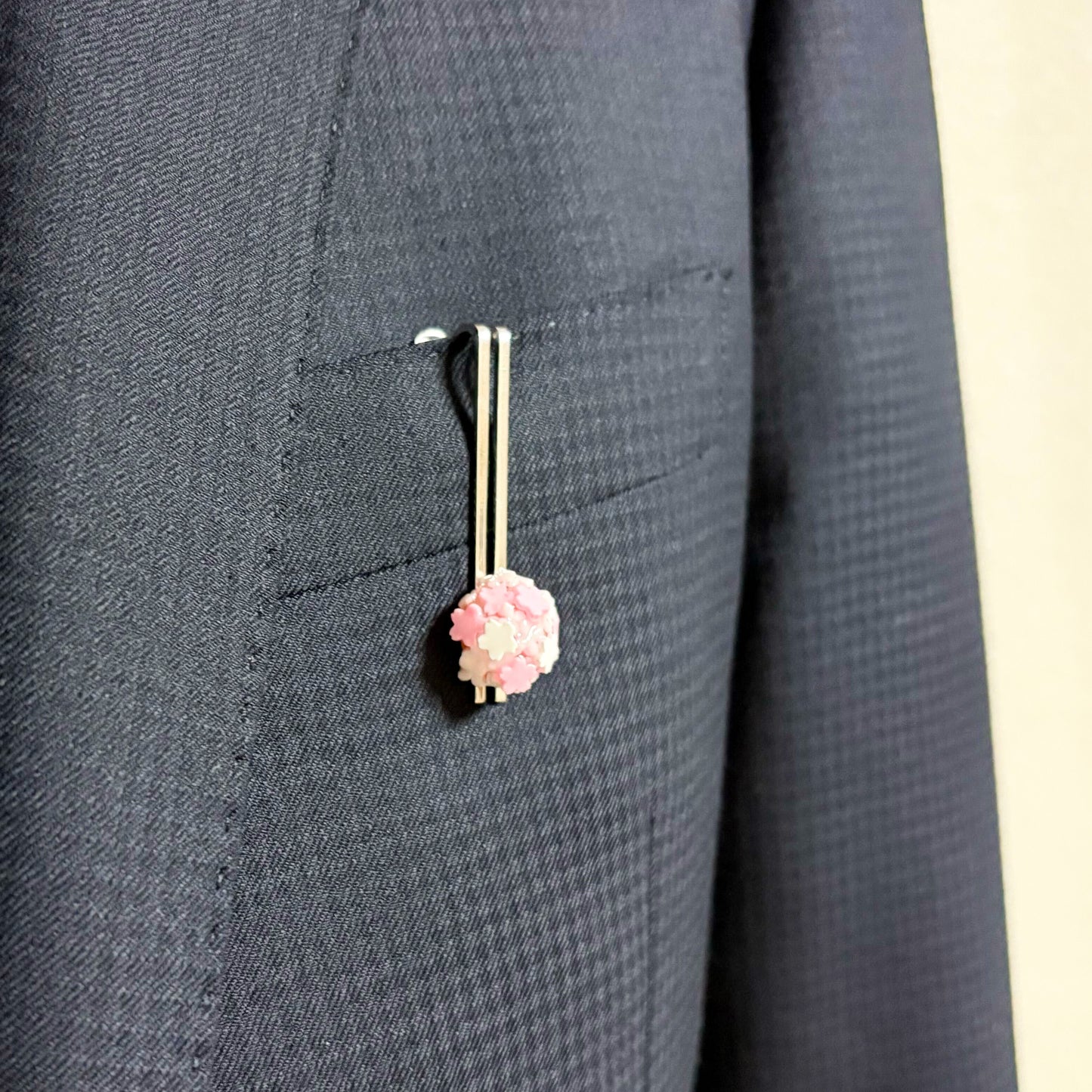 【愛沢日南】コラボネクタイピン