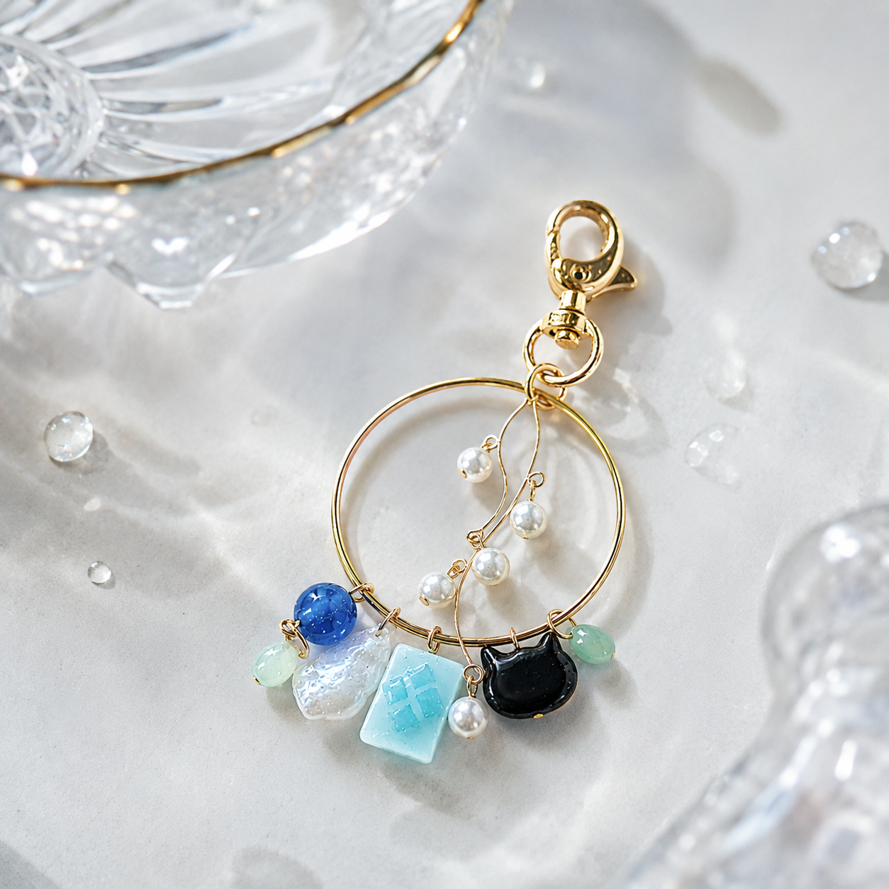めあともえイメージキーホルダー「深海の小窓」