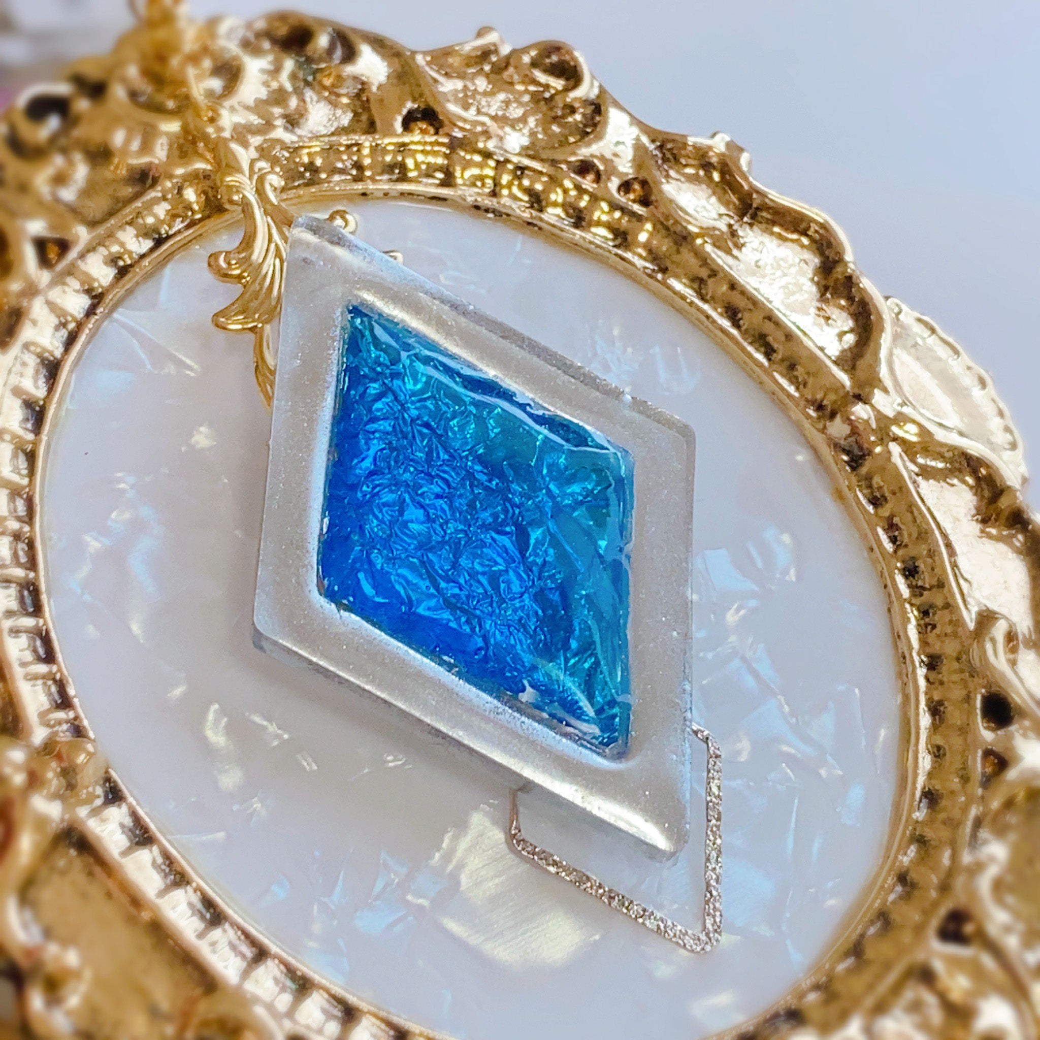 刹那アストライア】イメージキーホルダー/ネックレス – piacetto